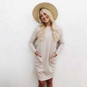 Carly Jean Los Angeles Alyson Dress